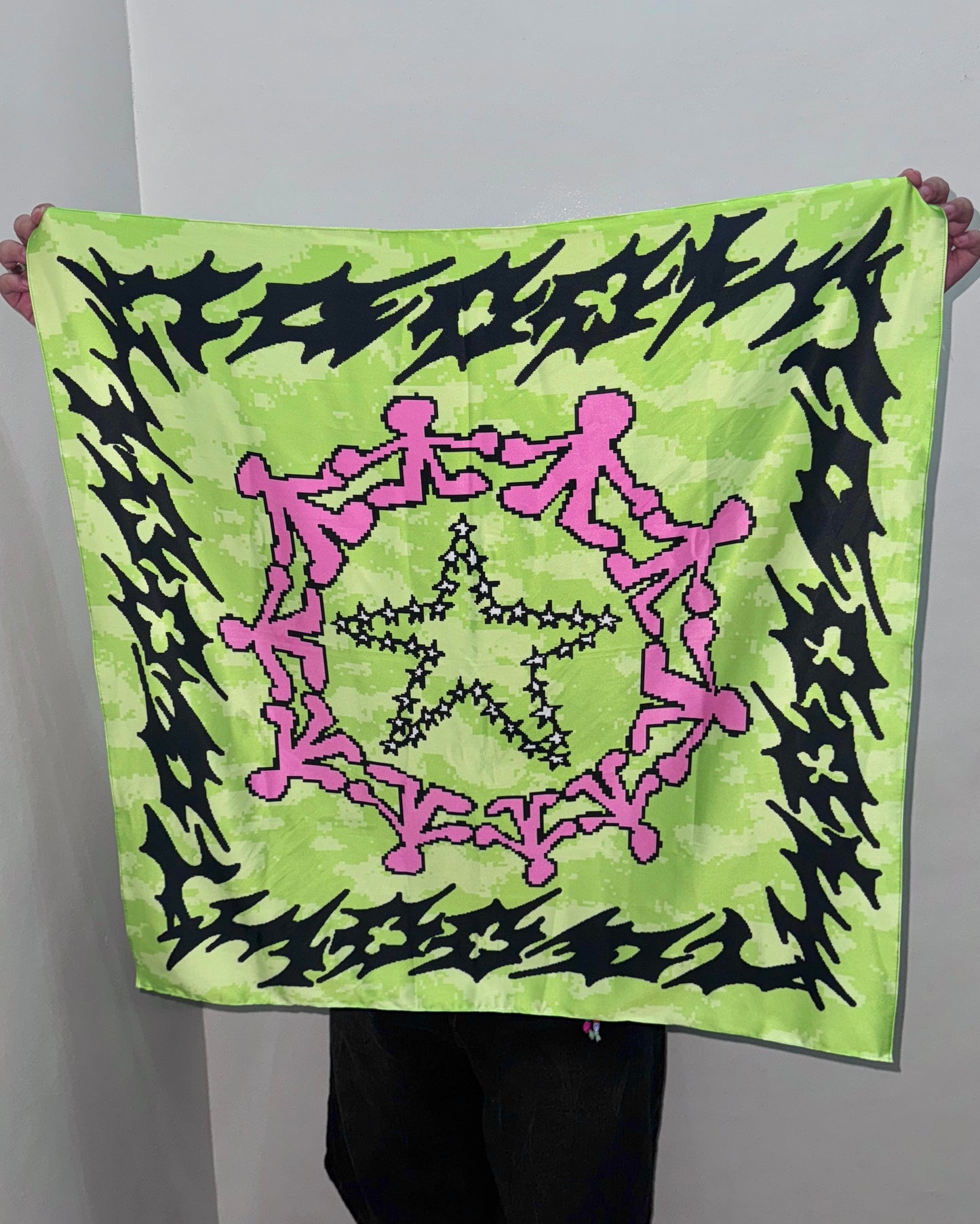 SUPER COOL SCARF