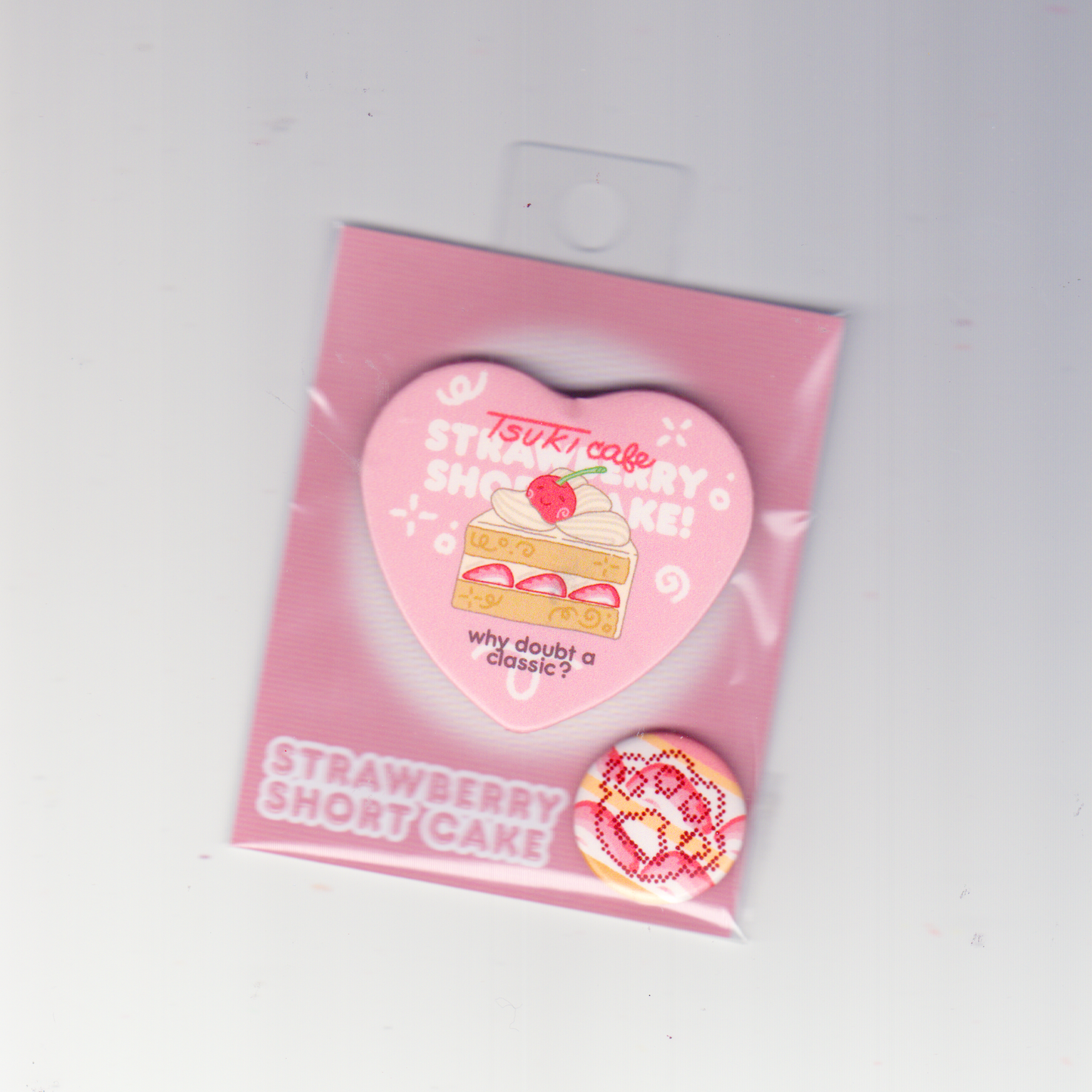 STRAWBERRY SHORTCAKE BUTTON PIN